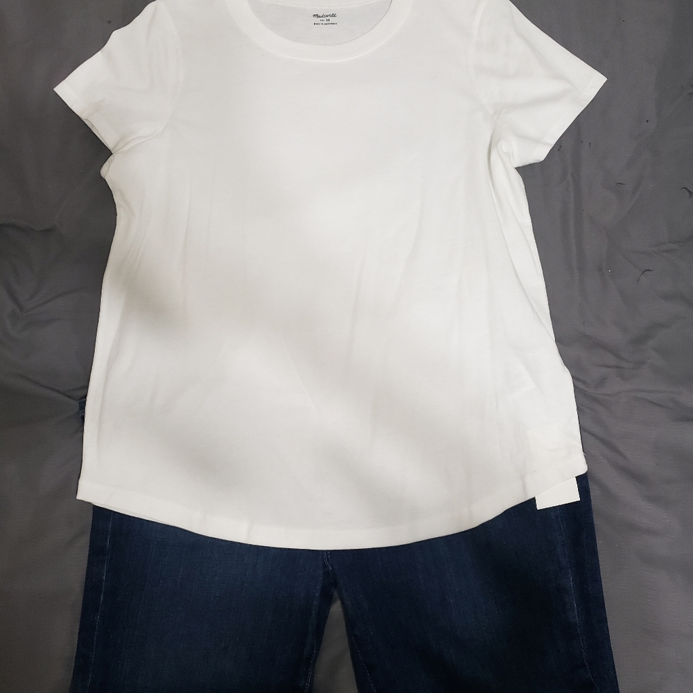 NWT Made well Basic White Tee Medium